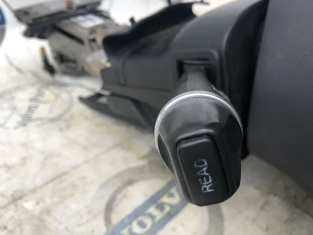Подрулевой переключатель для Volvo XC90 I C 2002-2014 на фотографиях