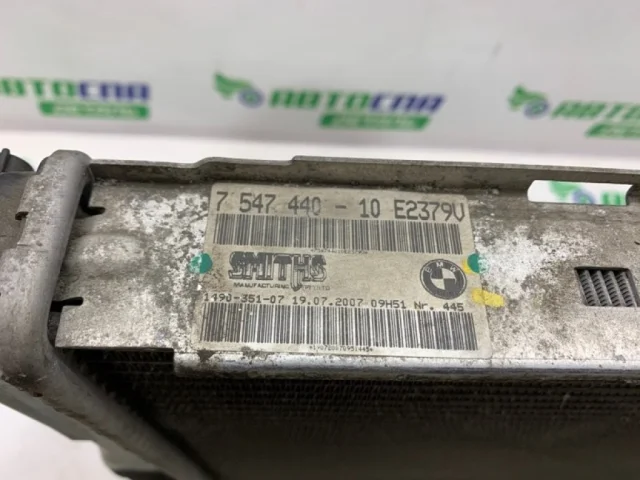 Радиатор охлаждения ДВС для BMW 3er Е90 2005-2011 на фотографиях