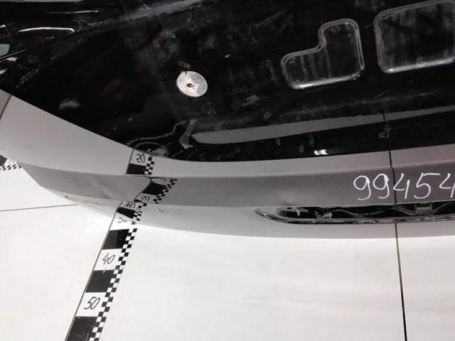 Двери для Kia Carnival 4 KA4 2020+ на фотографиях