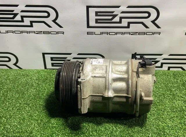 Компрессор кондиционера для Land Rover Range Rover L405 2012-2017 на фотографиях