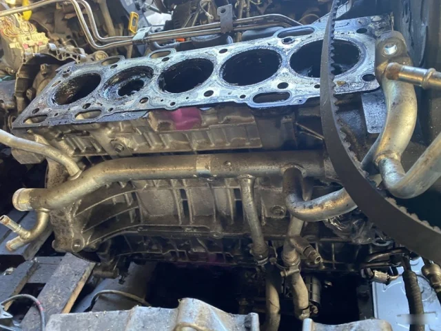 Продажа двигателя D5244T