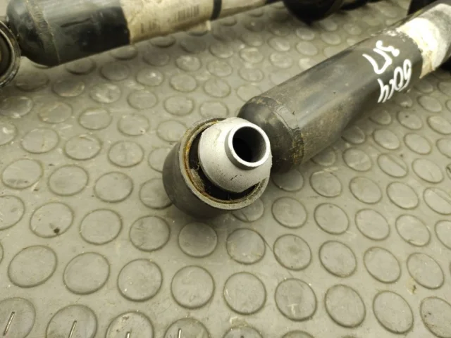 Пружина амортизатора задняя для BMW 5er Ф10 2010-2013 на фотографиях