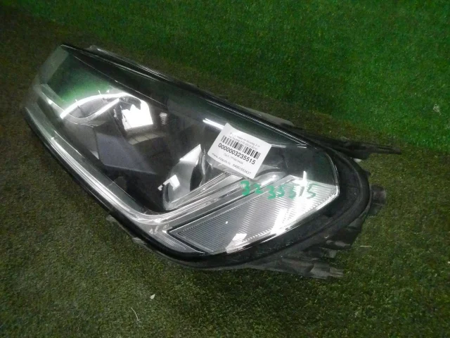 Фара ксенон левая для Volkswagen Touareg II (7P5) Rest 2014-2018 на фотографиях