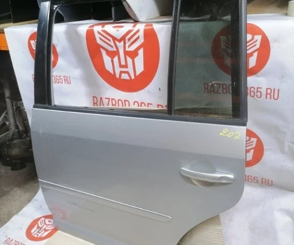 Дверь задняя левая для Volkswagen Touran 1T 2003-2015 на фотографиях