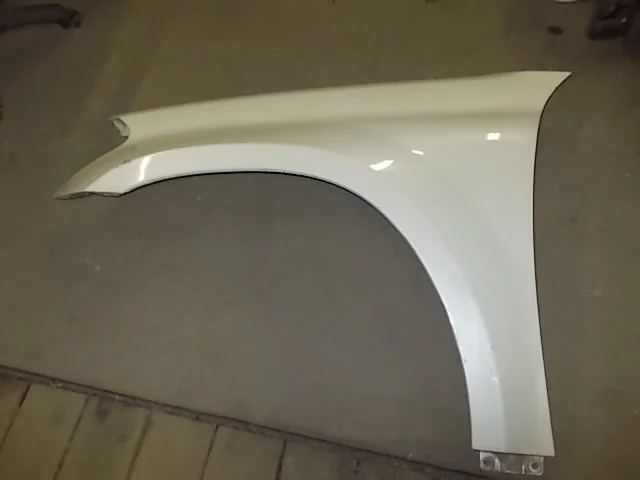 Крылья для Mercedes-Benz GL class X164 2006-2012 на фотографиях