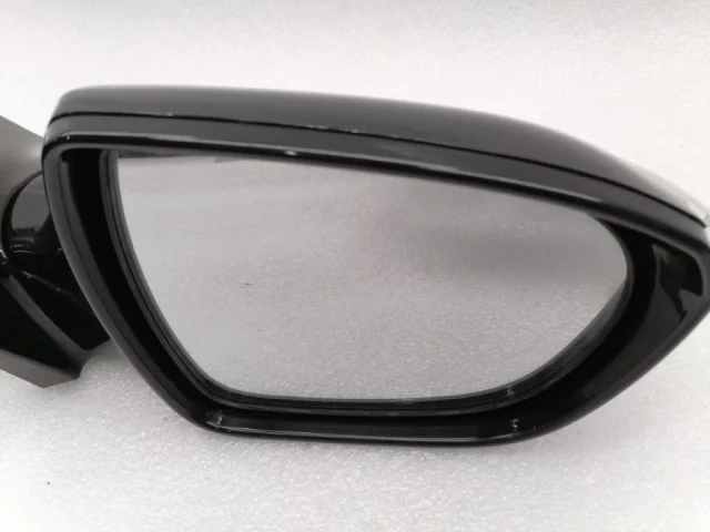 Зеркала для Hyundai i40 1 rest Седан 2015-2018 на фотографиях