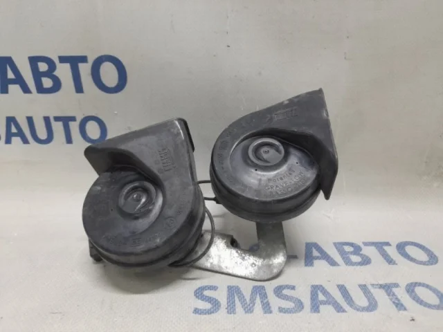 Звуковой сигнал для Volvo XC90 I C 2002-2014 на фотографиях