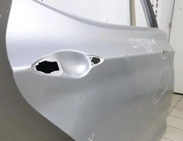 Дверь задняя правая для Hyundai Elantra AD 2015-2019 на фотографиях