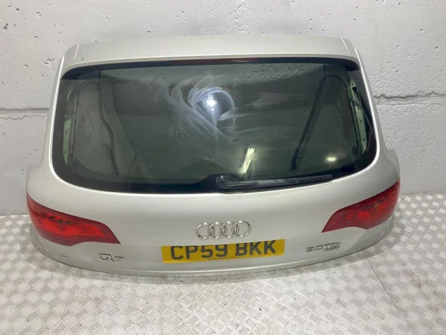 Крышка багажника для Audi Q7 4L 2005-2015 на фотографиях