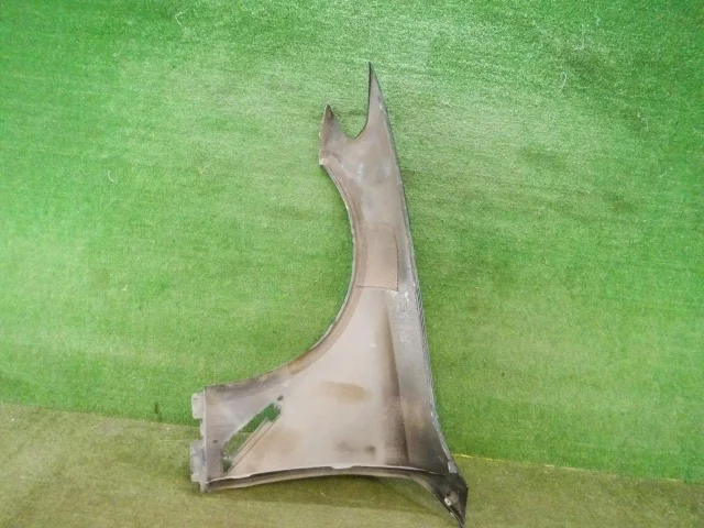 Крыло правое для BMW 5er G30 2016-2023 на фотографиях