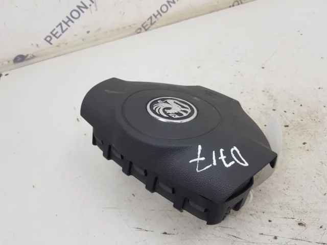 Подушка безопасности водителя для Opel Astra H Хэтчбек 2004-2014 на фотографиях