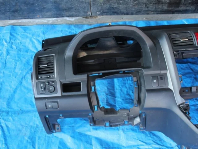 Подушка безопасности пассажира для Honda CR-V RE 2006-2009 на фотографиях