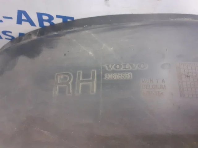 Подкрылок задний левый для Volvo XC70 BZ 2007-2016 на фотографиях