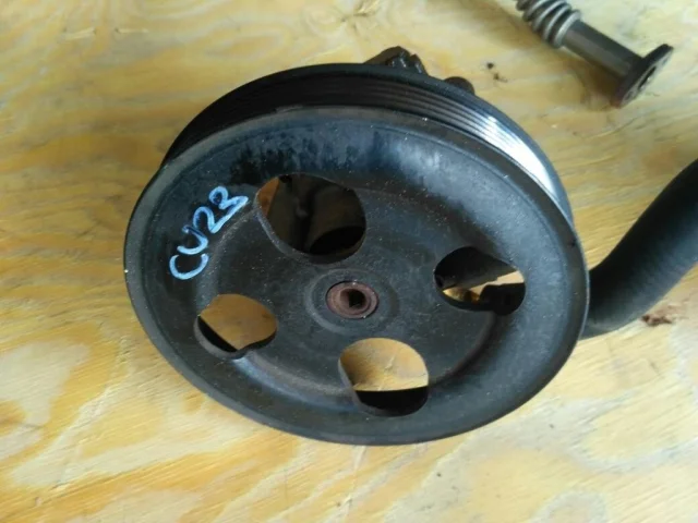 Насос ГУР для Mitsubishi Outlander 1 CU0W 2002-2009 на фотографиях