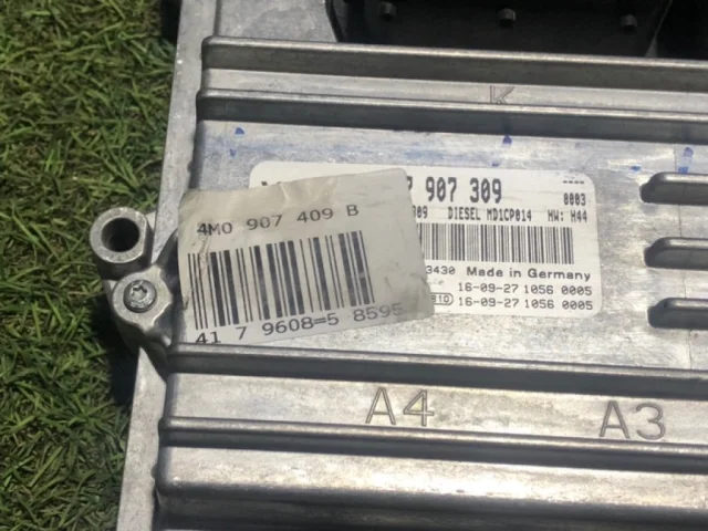 Блок управления двигателем для Audi Q7 4M 2015+ на фотографиях