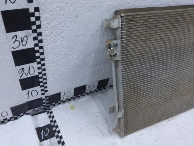 Радиатор кондиционера для Hyundai Solaris 1 RB (2011-2013) на фотографиях