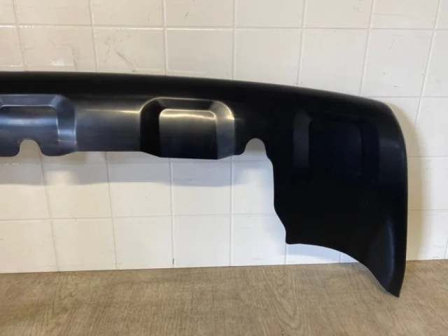 Спойлер переднего бампера для Mitsubishi Pajero Sport KH0 2008-2013 на фотографиях