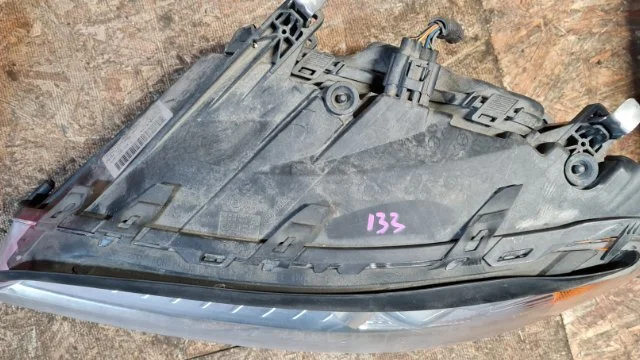 Фара левая для Volvo XC70 BZ 2007-2016 на фотографиях