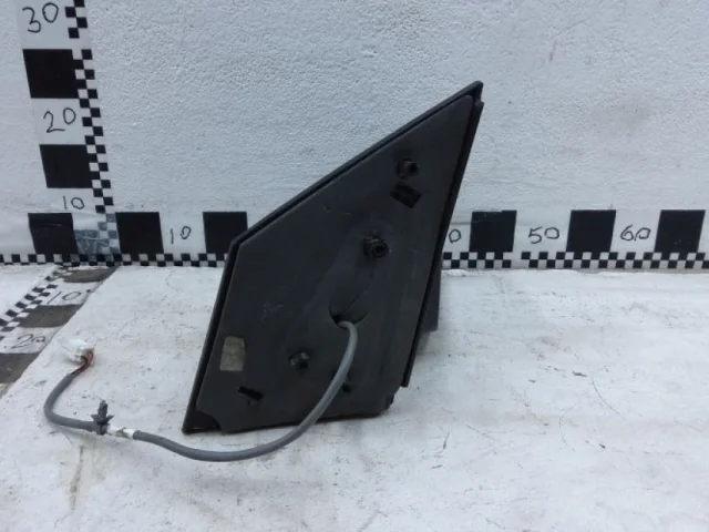 Стекла и зеркала для Nissan Note E12 2012-2020 на фотографиях