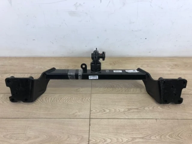 Фаркоп для Volkswagen Touareg III (CR) 2018+ на фотографиях