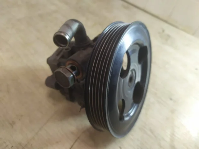 Насос ГУР для Mitsubishi Outlander 1 CU0W 2002-2009 на фотографиях