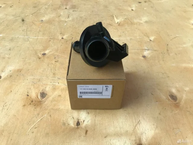 Термостат для BMW 3er F30 2011-2019 на фотографиях