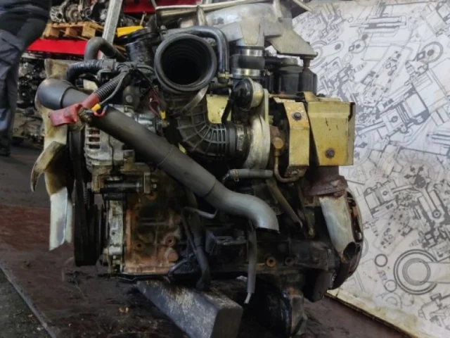 Двигатель без навесного для Nissan Terrano WD21 5dr 1986-1996 на фотографиях