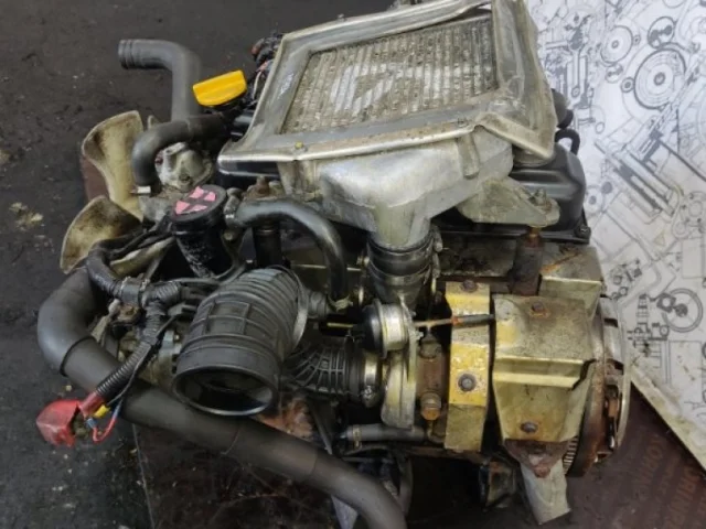 Двигатель без навесного для Nissan Terrano WD21 5dr 1986-1996 на фотографиях
