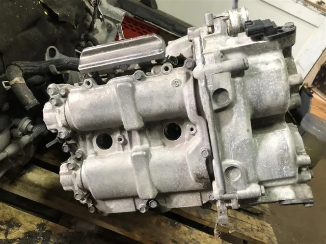 Двигатель без навесного для Subaru Legacy BN 2017+ на фотографиях