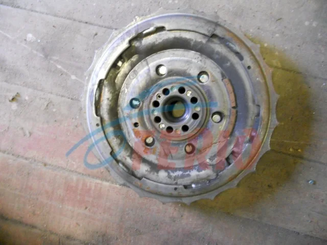 Маховик для Nissan X-Trail T30 RU 2001-2007 на фотографиях