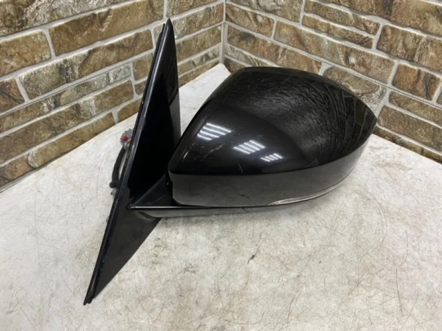 Стекла и зеркала для Land Rover Range Rover L405 2012-2017 на фотографиях