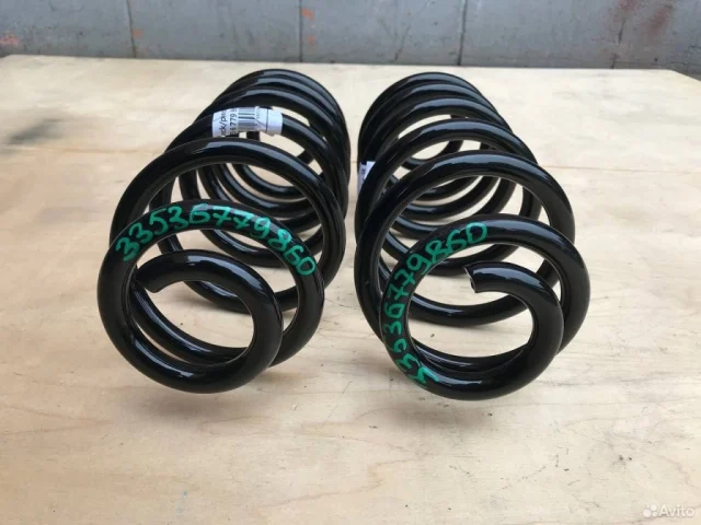Пружина амортизатора задняя для BMW X6 Е71 2007-2012 на фотографиях