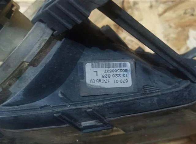 Противотуманка (ПТФ) передняя левая для Opel Insignia Седан A 2008-2017 на фотографиях