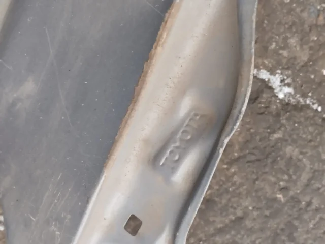 Крыло левое для Toyota Corolla E110 Хэтчбек 1997-2002 на фотографиях