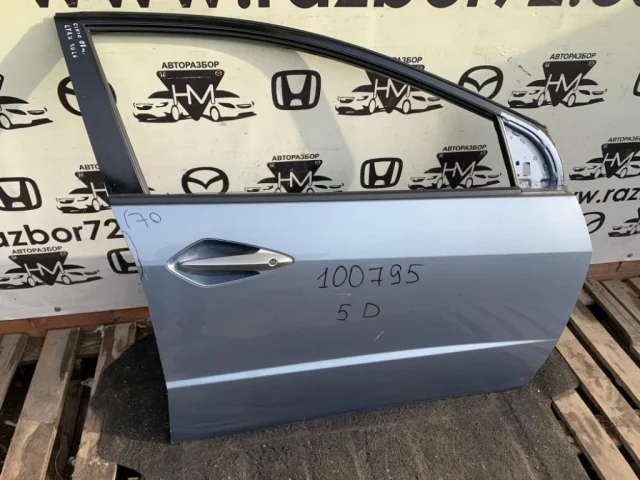 Дверь передняя правая для Honda Civic FK,FN 5D 2006-2012 на фотографиях