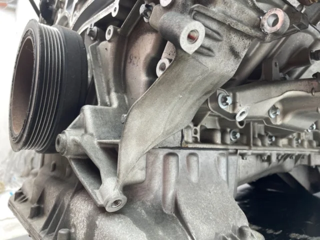 Двигатель для Mercedes-Benz CLK class C209 2002-2011 на фотографиях