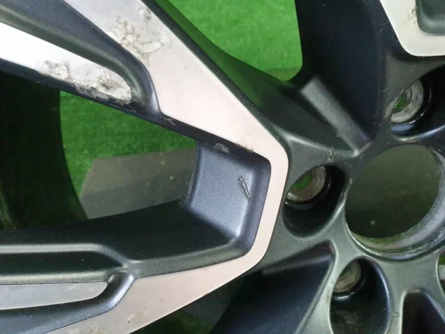 Диск колесный литой для Volvo XC90 II L rest 2019+ на фотографиях