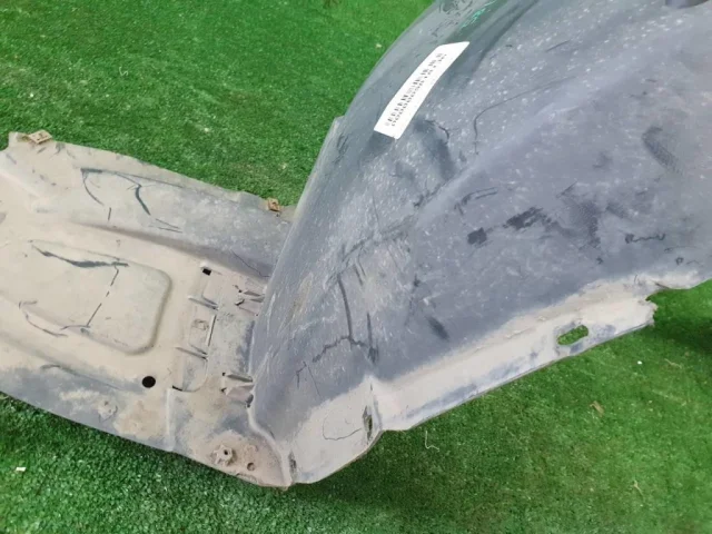 Подкрылок передний левый для Skoda Rapid I NH3 2012-2017 на фотографиях