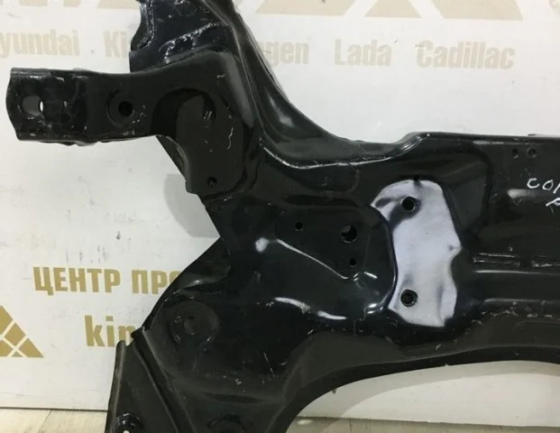 Подрамник двигателя для Hyundai Solaris 1 рестайлинг 2014-2017 на фотографиях