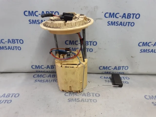 Топливный насос для Mercedes-Benz GL class X164 2006-2012 на фотографиях