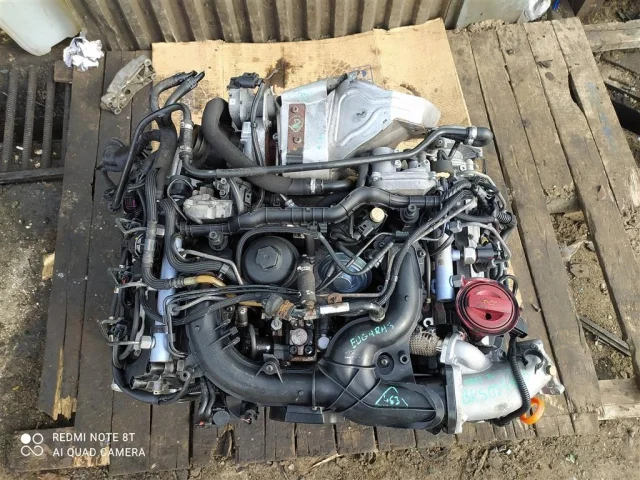 Двигатель для Volkswagen Touareg I (7L) 2002-2010 на фотографиях