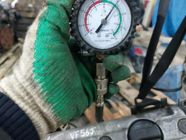 Двигатель без навесного для Volkswagen Polo III (6N1) 1994-1999 на фотографиях