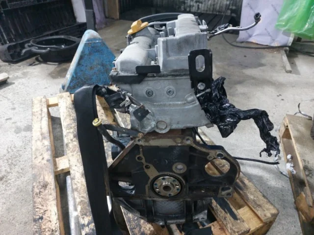 Продажа двигателя Z18XE