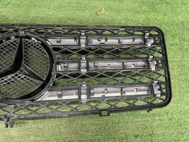 Решетка радиатора для Mercedes-Benz G class W463 rest.VI 2012-2015 на фотографиях