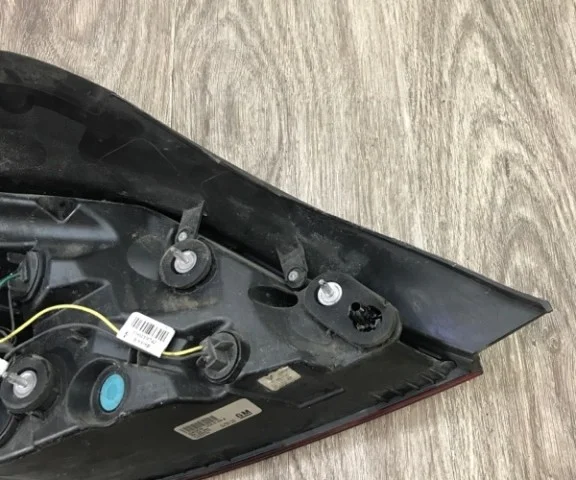 Фонарь правый для Opel Insignia Седан A 2008-2017 на фотографиях