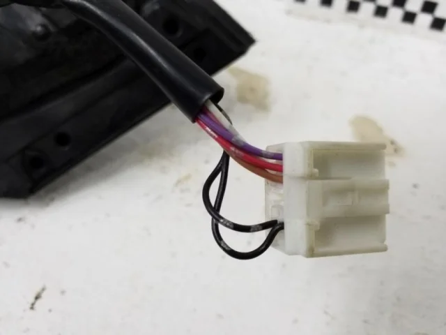 Зеркало заднего вида (в салоне) для Toyota RAV4 XA40 rest 2015-2019 на фотографиях