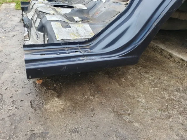 Заднее левое крыло для Nissan Almera Classic B10 2006-2012 на фотографиях