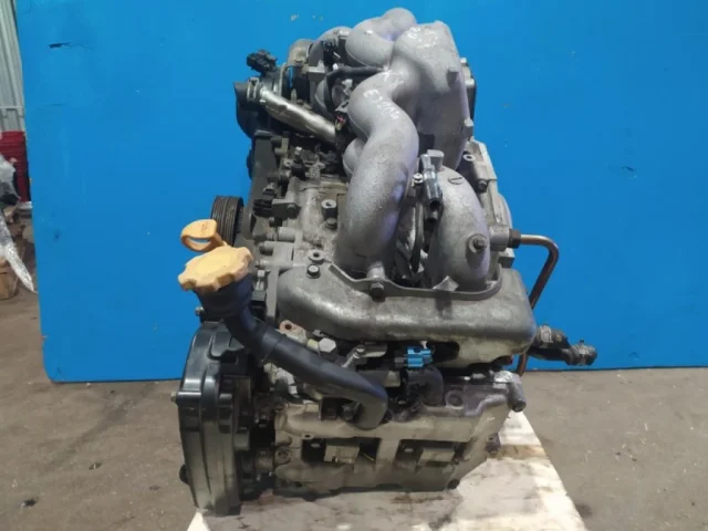 Двигатель без навесного для Subaru Legacy BM/B14 2009-2013 на фотографиях