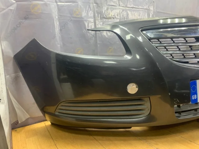 Бампер передний для Opel Insignia Универсал A 2008-2017 на фотографиях