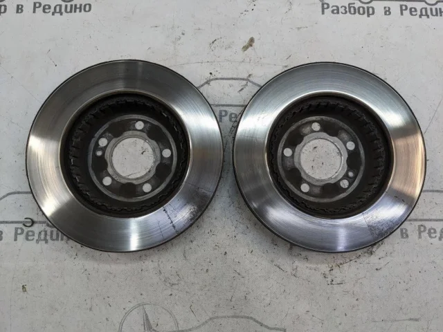 Диски тормозные передние (комплект) для Mercedes-Benz E class W213 2016-2023 на фотографиях